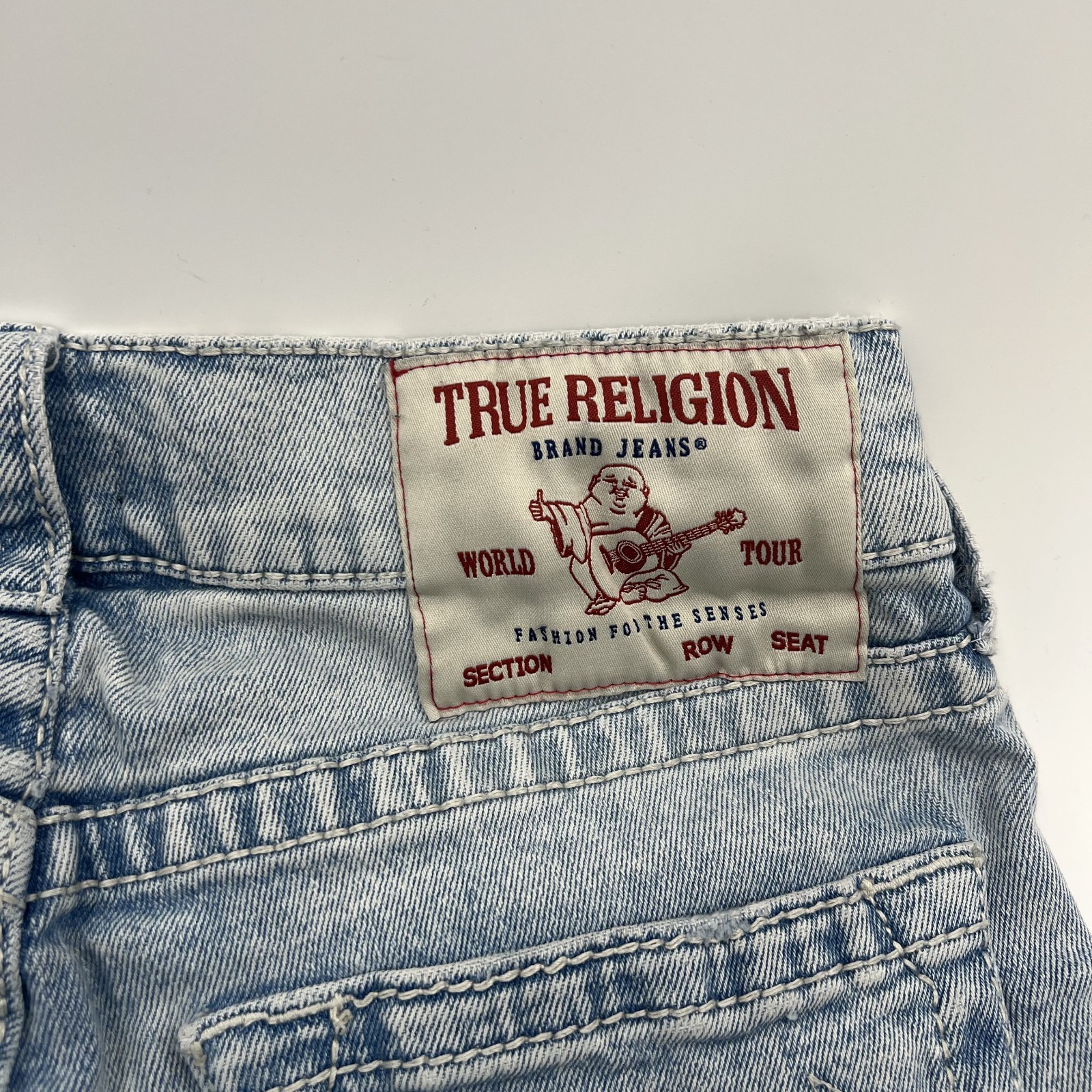 True Religion Rocco Big T Shorts Mens 29 Relaxed Skinny Denim Light Wash EUC thumbnail 2