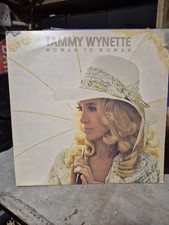 TAMMY WYNETTE WOMAN TO WOMAN LP 1974 - nice copy - small punch hole in cover UK