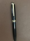 Excellent Giant Montblanc Piston fountain pen 256 14 k F Nib