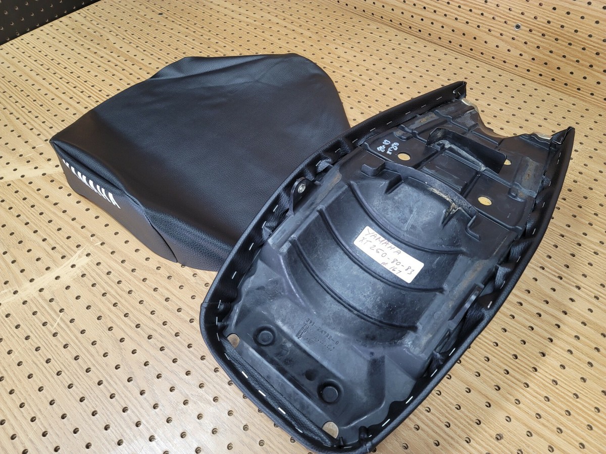 1980-1983 Yamaha XT250 Model Seat Cover | Black | Y*-167