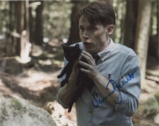 Samuel Barnett Dirk Gently Autographed Signed 8x10 Photo COA #3