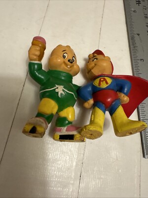 VTG 1983 Alvin And The Chipmunks 2.5  PVC Toys Theodore On Skates & Super Alvin