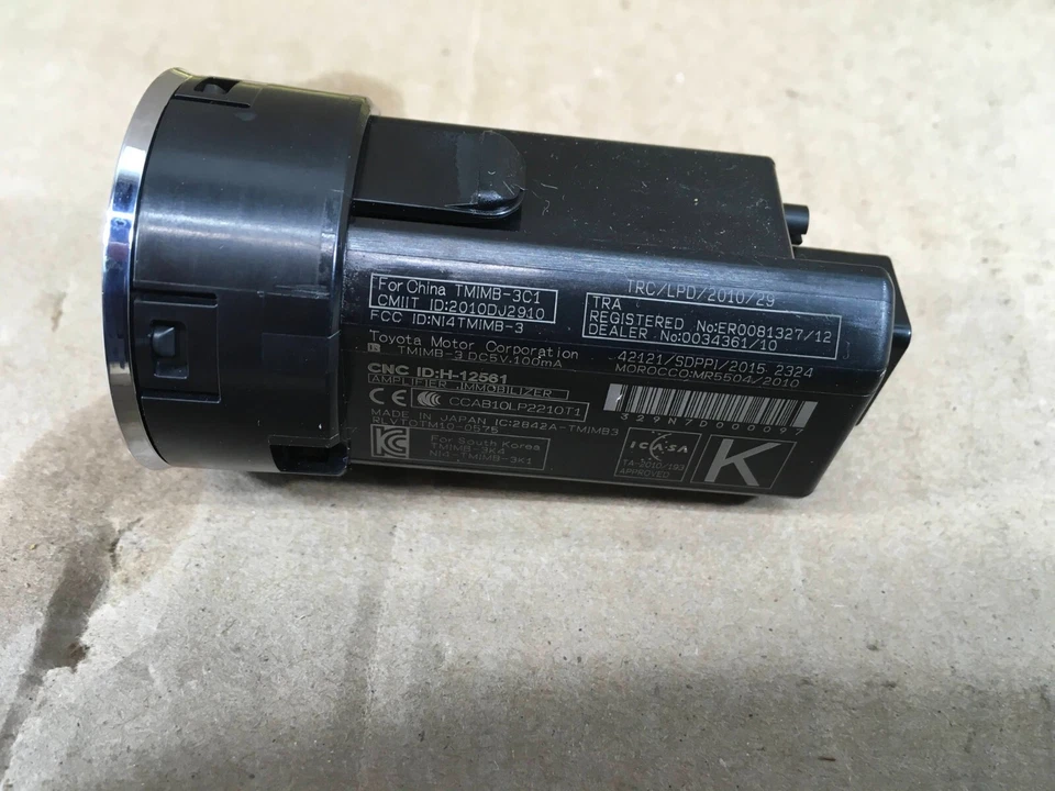 Toyota Prius Prime 2017-2020 encendido electrónico botón de parada de arranque OEM. Foto 4 de 4