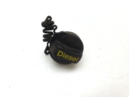 TAPPO VITE RIEMPIMENTO SERBATOIO CARBURANTE DIESEL VOLVO V60 S60 MK2 2012 - Foto 2 di 13