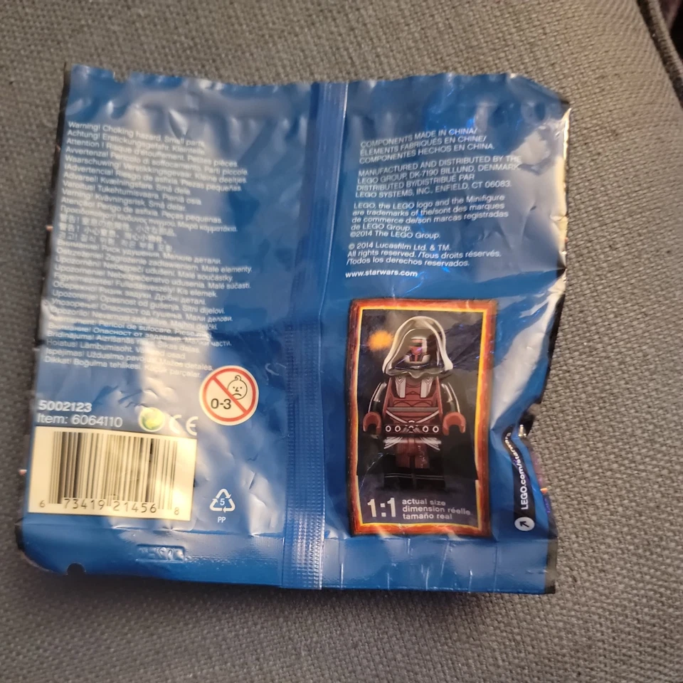 RARE!!! New and Sealed LEGO® Star Wars Darth Revan Poly Bag (5002123) 2014 - Image 2 of 2