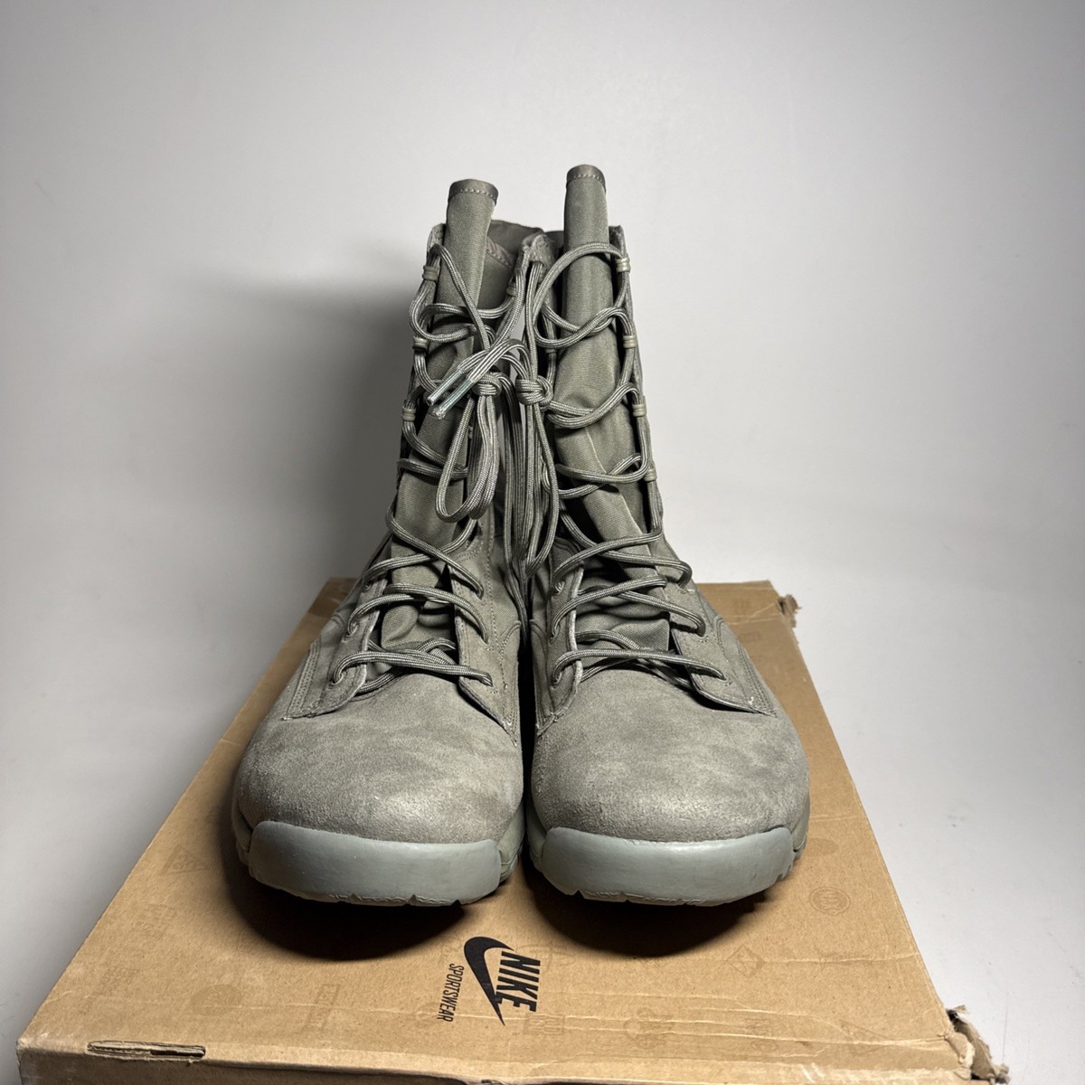 2011 Mens Nike SFB 8