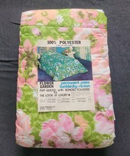 Vintage 60s 70s Pink Green Floral Full Size Blanket Flower Garden Quilt Polyeste