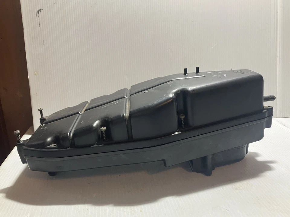 Yamaha Royal Star Deluxe 1300 1998 caja de aire (fabricante de equipos originales) Foto 3 de 4