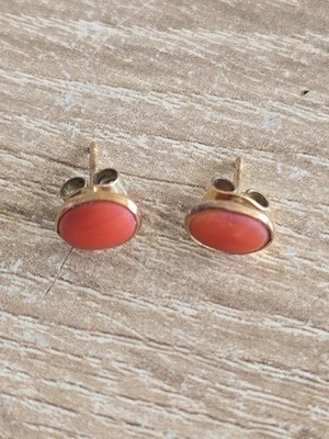 Antikschmuck Ohrstecker 750 Rotgold Mit Koralle