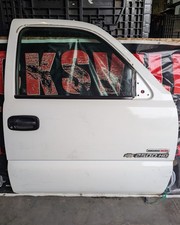 1999-2007 Rh Passenger Front Door White Chevy Silverado Gmc Sierra Oem