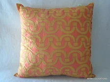 18x18" Pillow Company C 18663K-Melo Geometric 100% Silk Tan/salmon Decorative