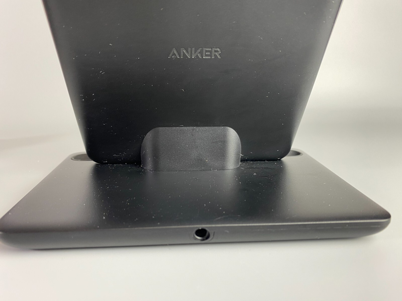 Anker Wireless Charging Dock for Kindle Paperwhite Signature Edition
