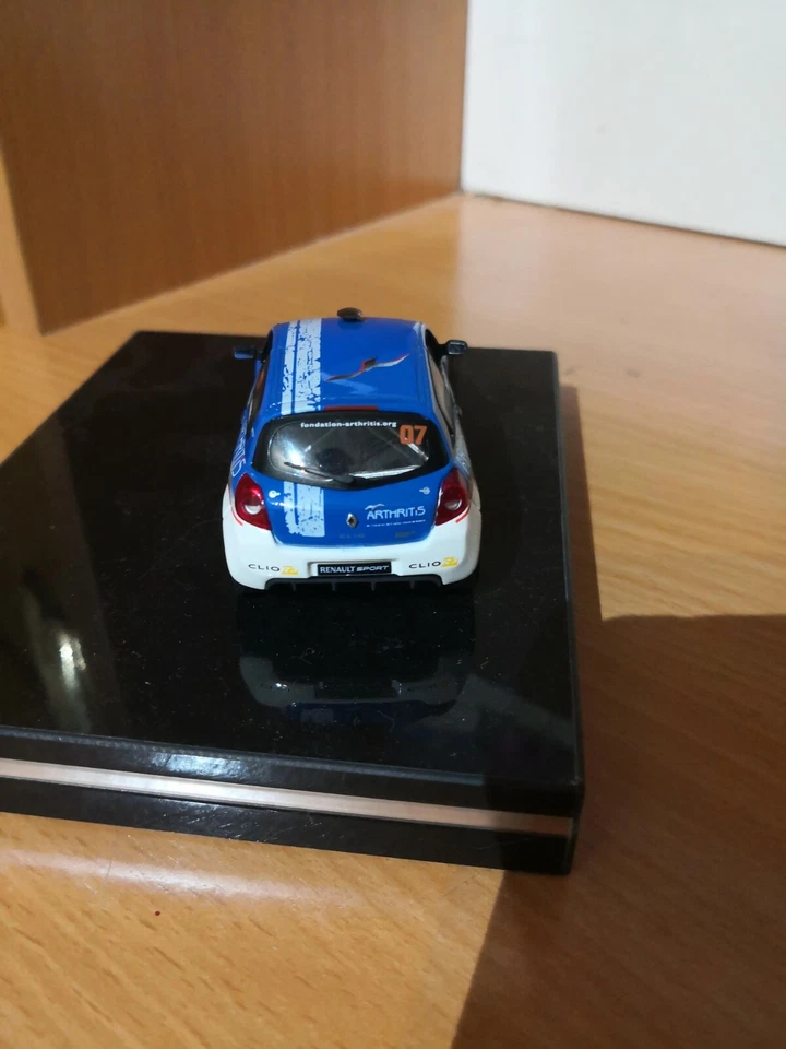 Renault clio R3 sport ARTHRITIS L.Comole norev 1/43 - Imagen 3 de 3