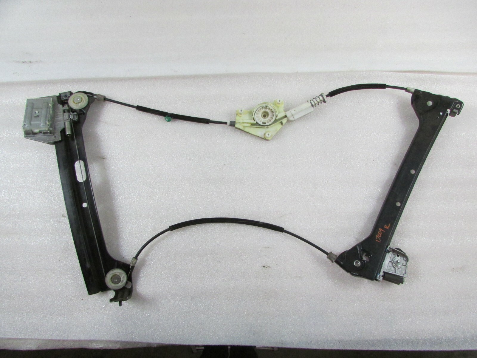 Lamborghini Gallardo, RH Door Window Regulator w/out Motor, Used, P/N 400837462