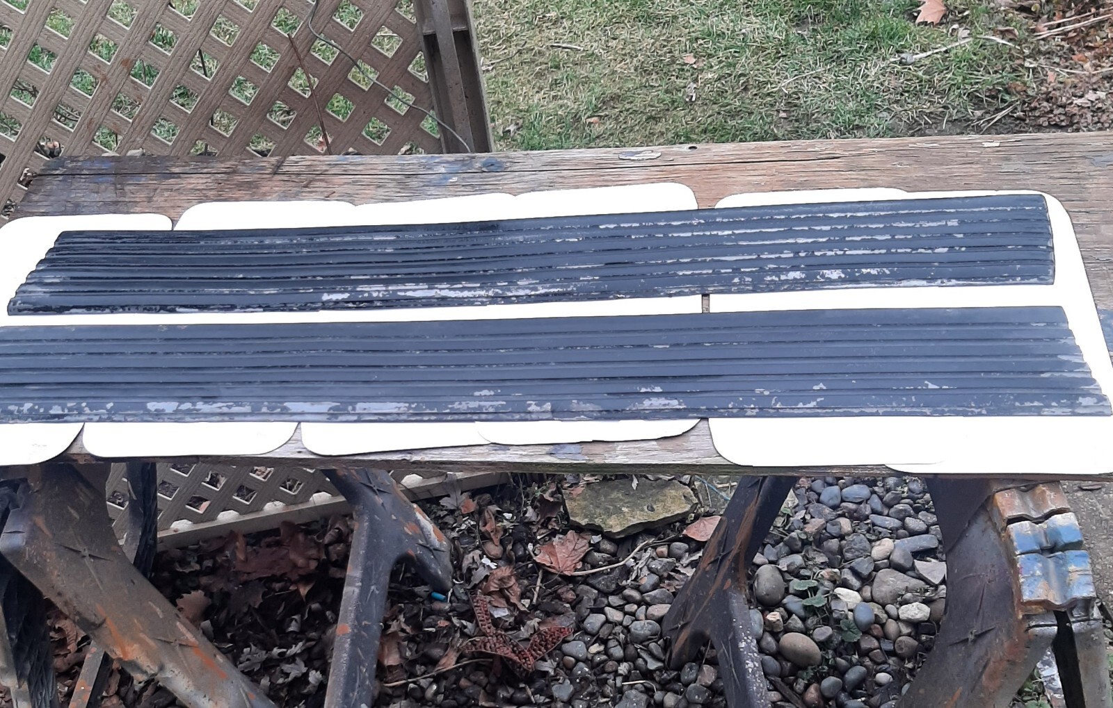 Jeep Cherokee XJ 8496 LIMITED Front Doors lower Trim/Moldings Right