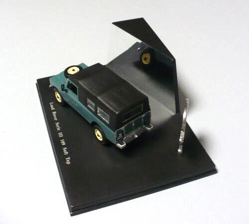 MODELLINO LAND ROVER SERIE III  109 SOFT TOP - 1:43 UNIVERSAL HOBBIES - Immagine 4 di 4