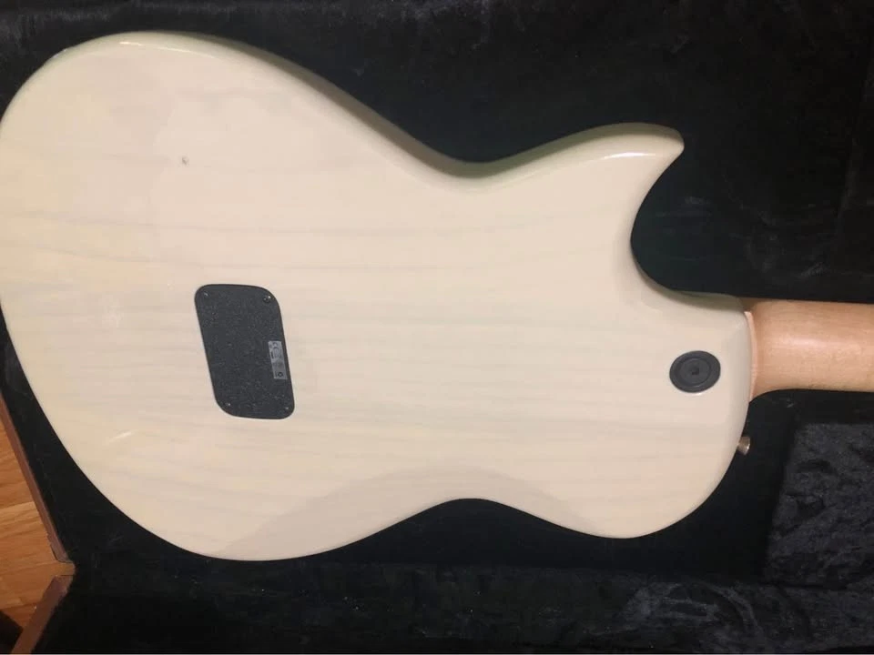 Taylor SB1-X Solid Body Electric Guitar w/ Hard Case – 2007 – Plays so NICE! - Image 4 of 4