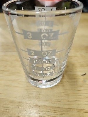 4 oz. Bar & Kitchen PROFESSIONAL Measuring Glass includes Half Measurements