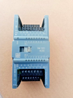 1PC- Siemens 6ES7223-1BH32-0XB0 Digital I/O Module SIMATIC S7-1200 SM 1223 DC/DC