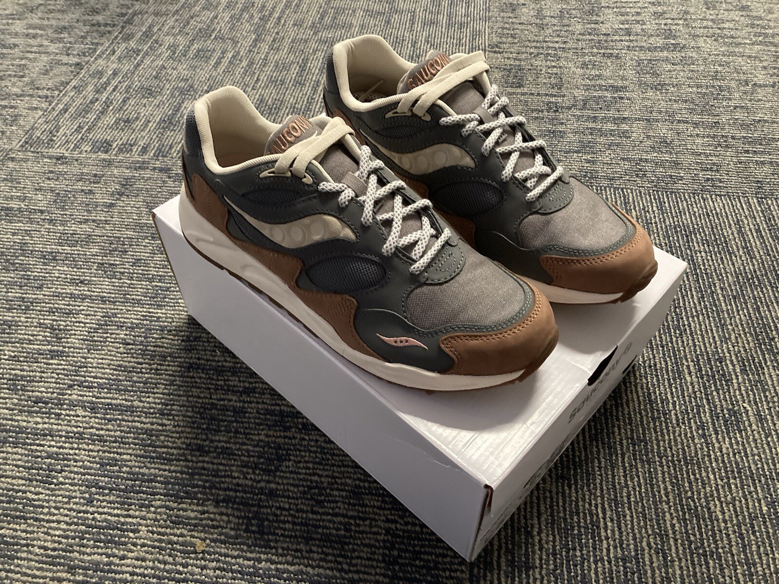 Saucony Grid Shadow 2