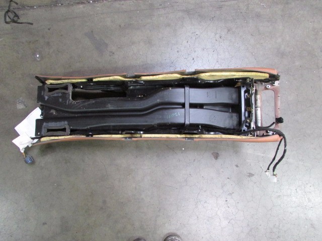 Maserati Quattroporte, Front Center Console, No Lid, Cuoio, Used, P/N 981342008