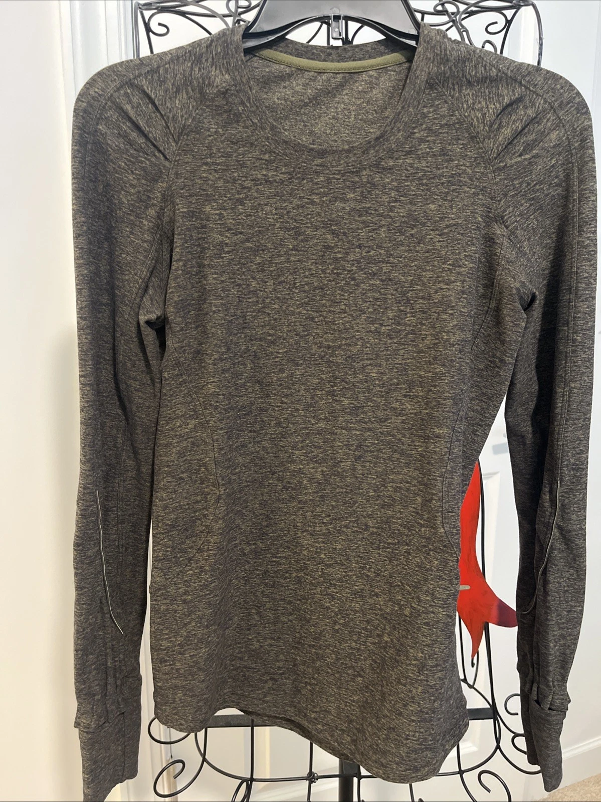Lululemon Swiftly Tech Long Sleeve Crew Neck Shirt Olive Green Run Gym Women's 4