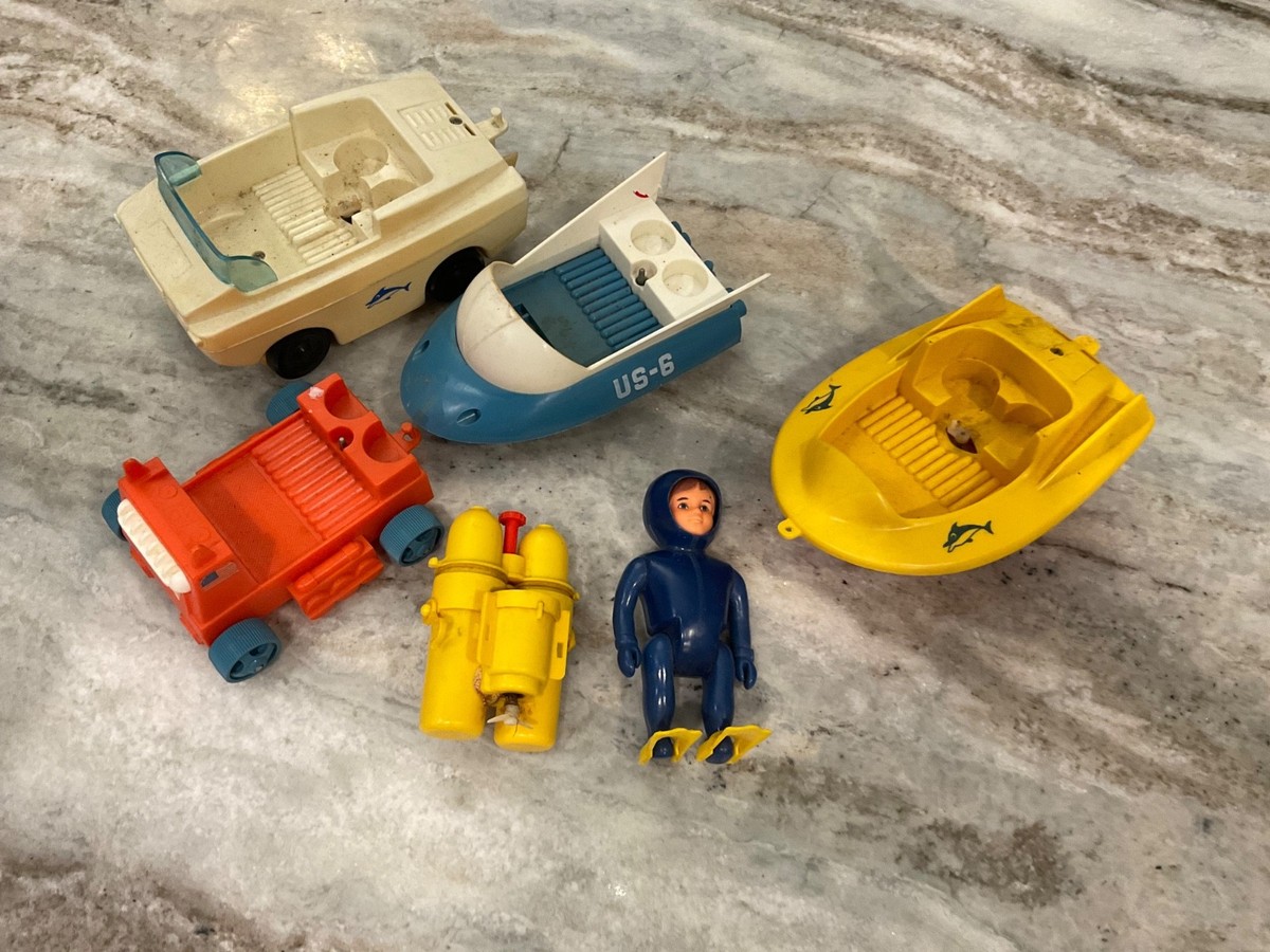 Vintage Eldon 1968 BILLY BLASTOFF SCUBA SCOUT Figure & Vehicle Lot