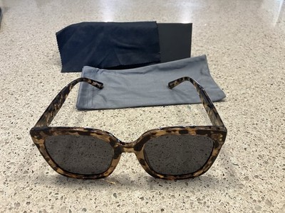 Vero Moda square sunglasses in brown tortoise shell with case
