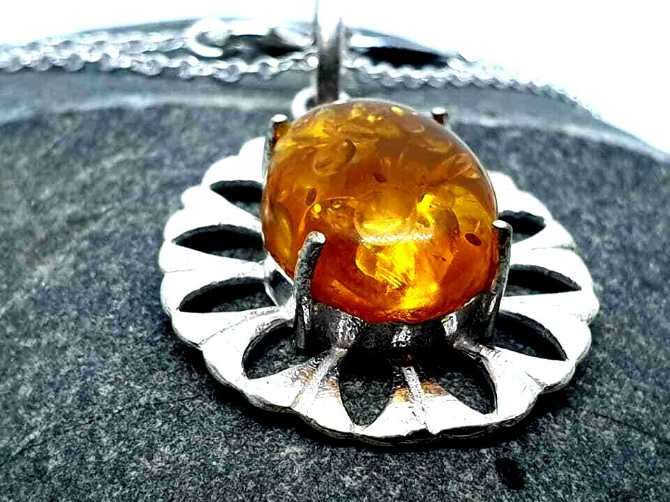 Collar Colgante Mar Báltico Ámbar Starburst Plateado Detalle Cadena 20" Nuevo Foto 3 de 3