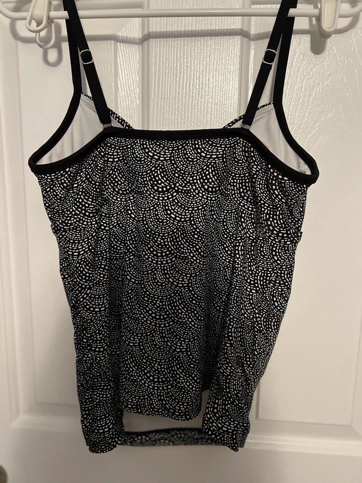 MERONA Women Black & White Swim Top Tankini Size Medium EUC - Image 2 of 3