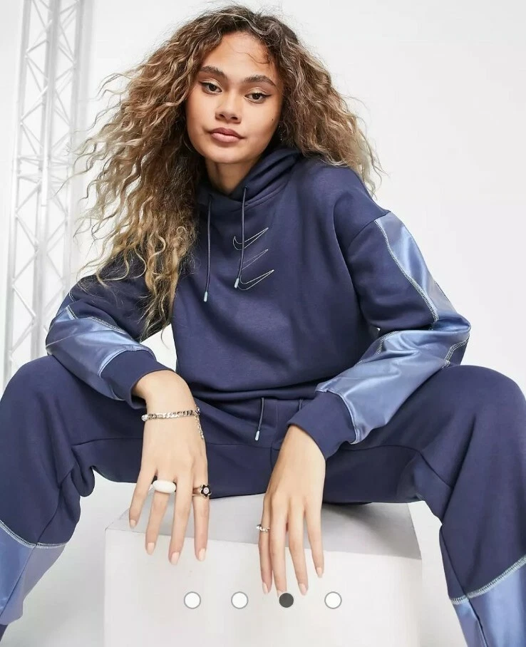 blue and pink nike hoodie