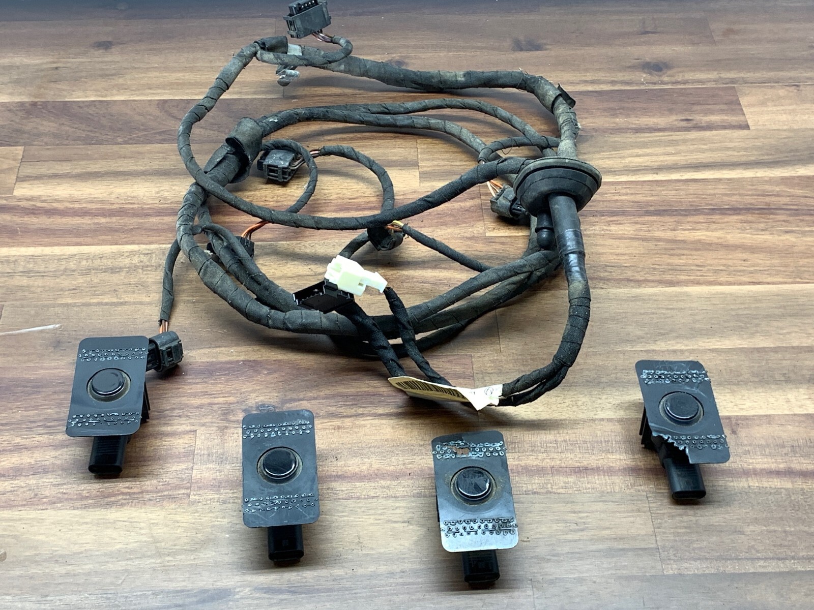 20102012 Mercedes GL350 GL450 GL550 Rear Bumper Parking Sensors Wire