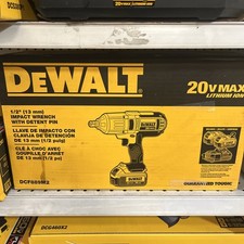 DeWalt DCF889M2 20V MAX 1/2" High Torque Impact Wrench Kit