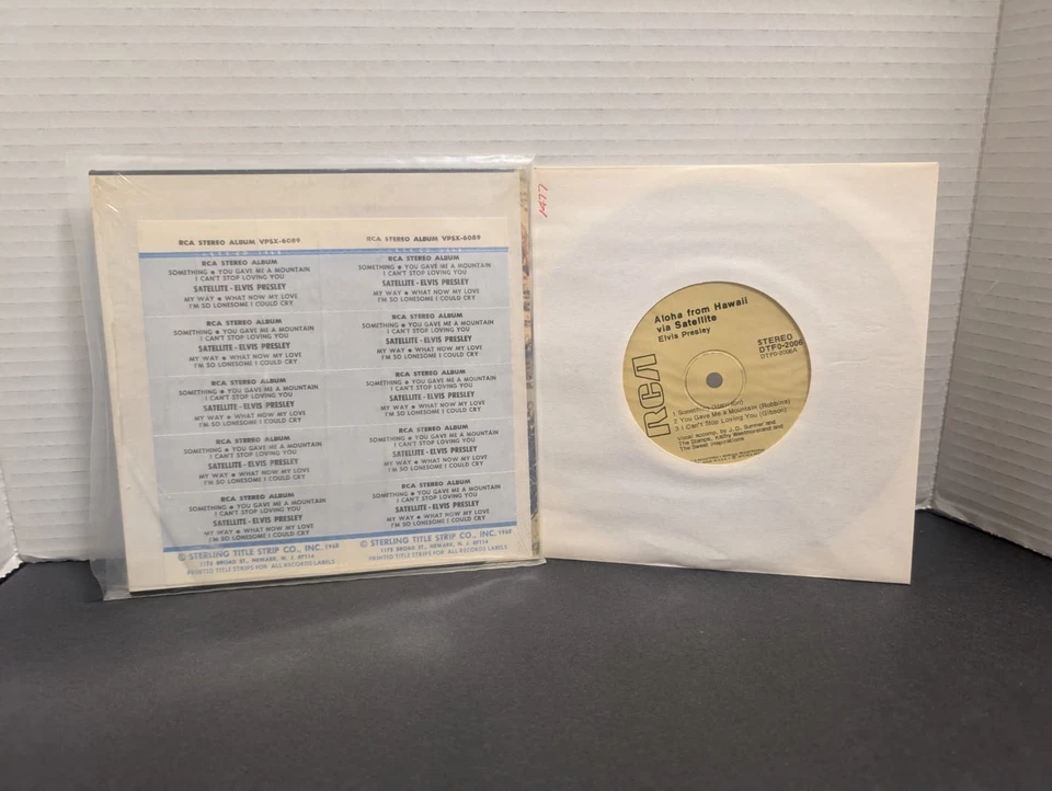 *Very Rare* Elvis Presley DTFO-2006 Aloha From Hawaii Jukebox EP w Strips EXC - Image 2 of 4