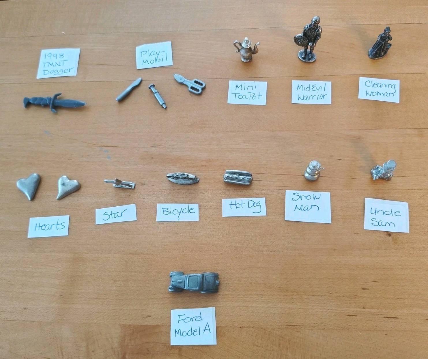 Assorted Lot of 15 Miscellaneous Metal and Plastic Game Pieces