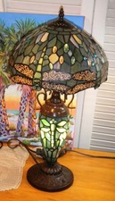 ART NOUVEAU TIFFANY-STYLE DROP HEAD DRAGONFLY STAINED GLASS TABLE LAMP