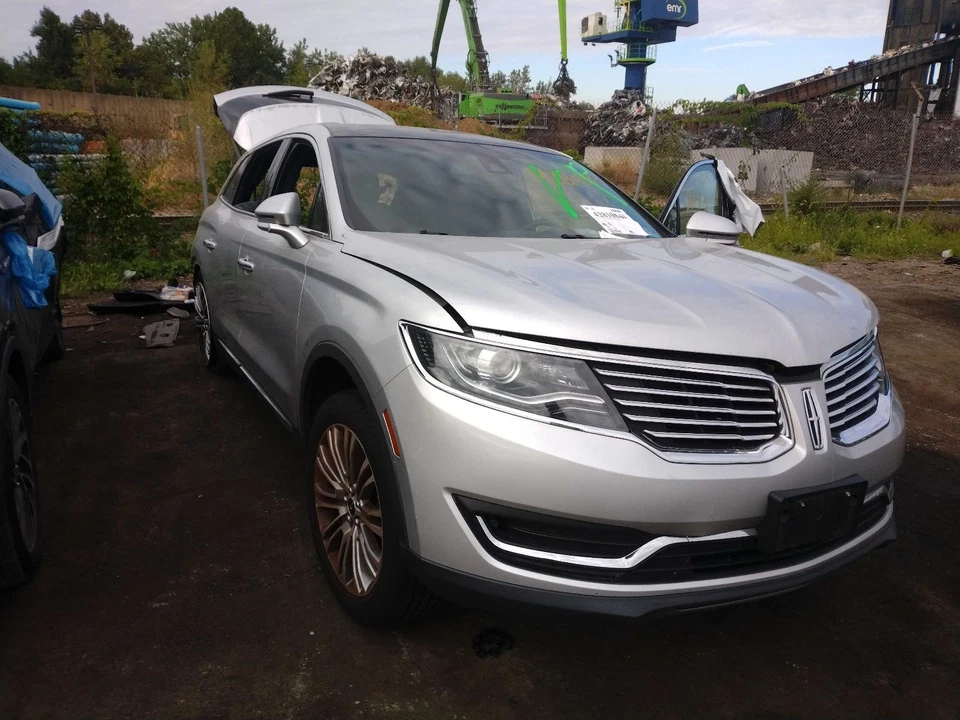 Capucha usada se adapta a: Lincoln MKX Grado A 2017 Foto 3 de 4