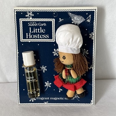 Vintage Coty Sweet Earth Little Hostess Fragrant Magnetic Sachet .22 fl oz