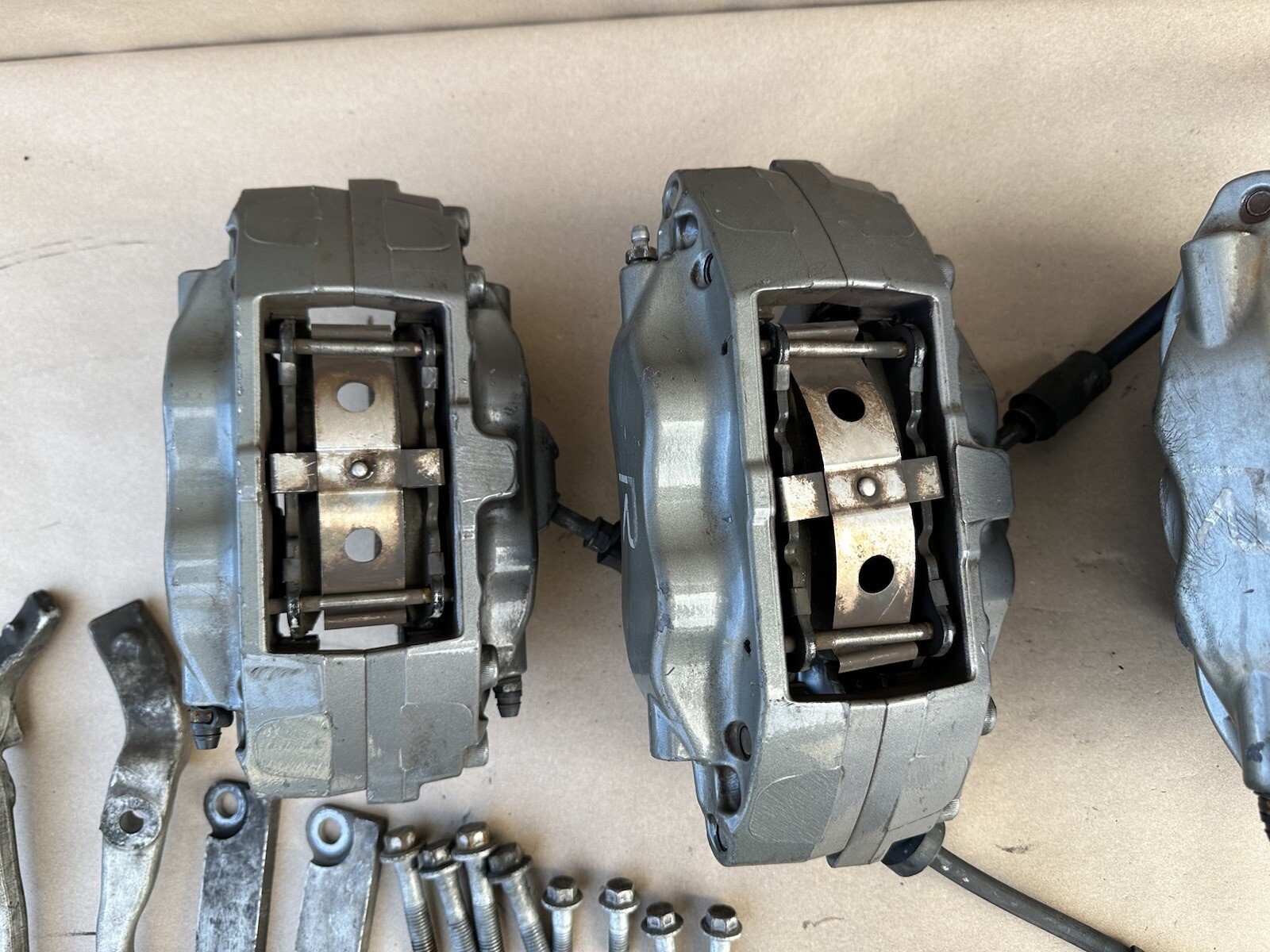20042007 VOLVO S60R XC70R V70R OEM BREMBO BRAKE CALIPERS, FULL SET OF