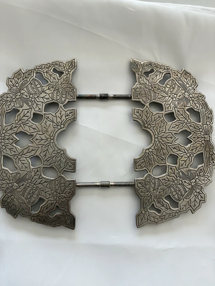Vintage Footed Silverplate Expandable Trivet By  “HOLIDAY HOME ACCENTS” - Image 3 of 4