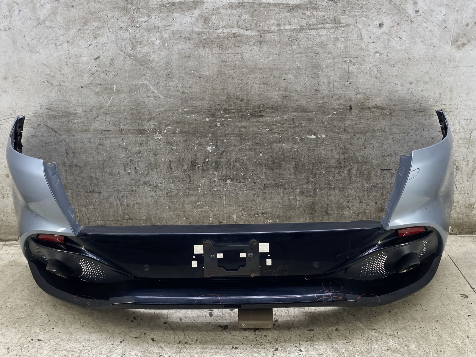 2020-2025 ASTON MARTIN DBX OEM REAR BUMPER COVER W/ PARK ASSIST & UPPER PACK