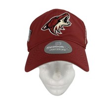 Arizona Coyotes Hat Cap Snap Back S/M Red NHL Hockey Trucker Reebok Mesh Mens