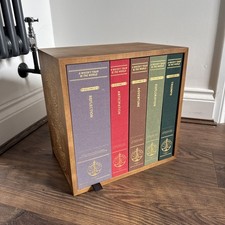 A Whisky Tour of the World Advent Calendar Wooden Box x 24 EMPTY Bottles + Book