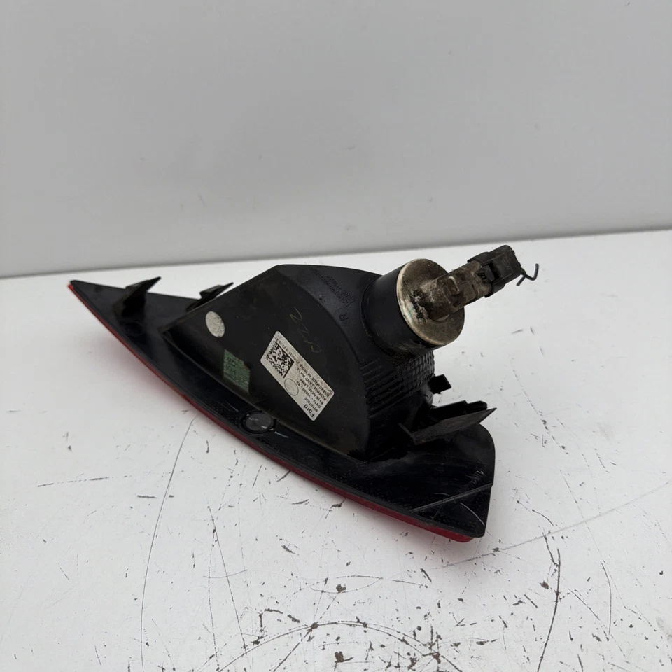 Luz marcadora trasera derecha pasajero ford ecosport 2022 2021 2020 2019 2018 Foto 3 de 4