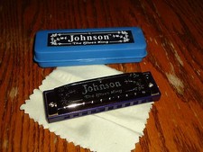 NEW BLUES KING HARMONICA 10 HOLE Bb FLAT KEY CASE CLOTH STAGE STUDIO RECORDING