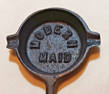 Antique MODERN MADE Miniature Cast Iron Skillet Ashtray Salesman sample
