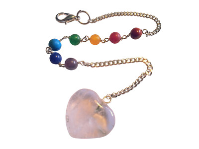 Bergkristall Herz mit 7 Chakra Kette in den Steinsorten Amethyst Aventurin u.a.