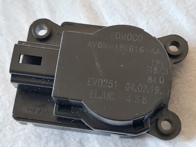Neu Original FoMoCo AV6N19E616AA Stellmotor Mischklappe für FORD AV6N-19E616-AA