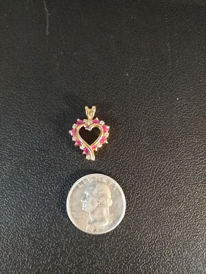 2,5 Gramm PAJ Sterlingsilber 925 2 DIAMANTEN & Rubine Akzent Herz Anhänger Charm