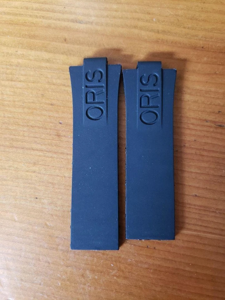 Oris Aquis Diver's Date Automatic Black Round Dial Watch Silver Band Used - Image 4 of 4